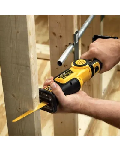 Аккумуляторная сабельная пила DeWALT DCS310N (DCS310N)