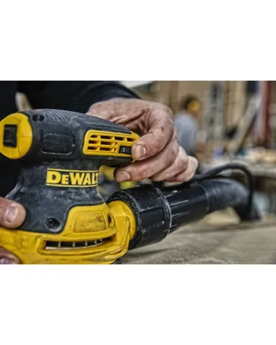 Ексцентрикова шліфмашина DeWalt DWE6423 (DWE6423)