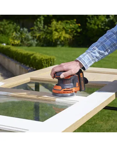 Шліфувальна машина ексцентрикова акумуляторна Black+Decker BDCROS18N (без АКБ і ЗП) (BDCROS18N)