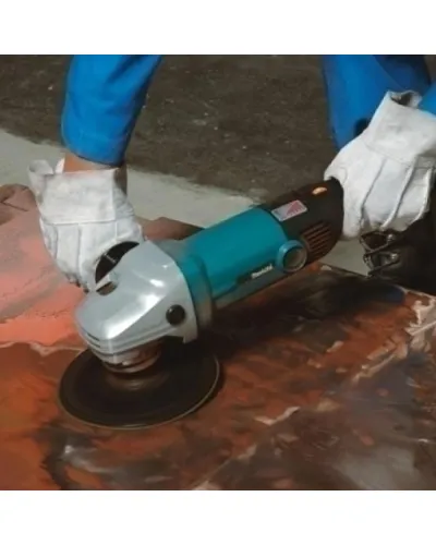 Полірувальна шліфмашина Makita (SA7000C)