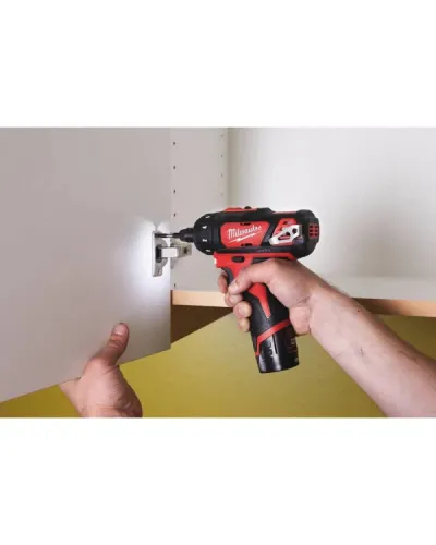 Акумуляторний шуруповерт Milwaukee M12 BD (30 Нм) (4933441910)