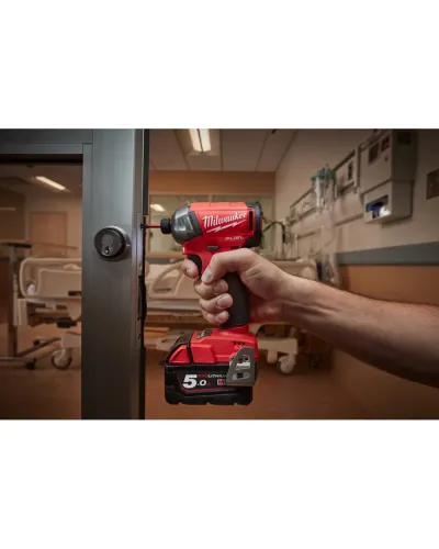 Дриль-шуруповерт акумуляторний ударний гідравлічний Milwaukee M18 FQID-0X 50 Нм (без АКБ і ЗП) (4933459187)