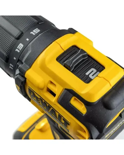 Дриль-шуруповерт акумуляторний ударний безщітковий DeWALT DCD709P2T (DCD709P2T)