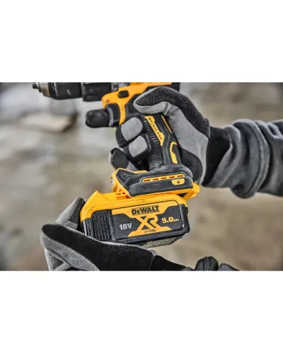 Дриль-шуруповерт акумуляторний ударний безщітковий DeWALT DCD805P2T (DCD805P2T)