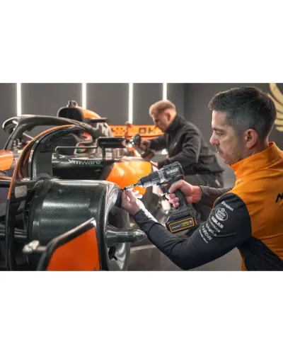 Шуруповерт ударний безщітковий DeWALT McLaren F1 TEAM LIMITED EDITION DCD85MM2T (DCD85MM2T)