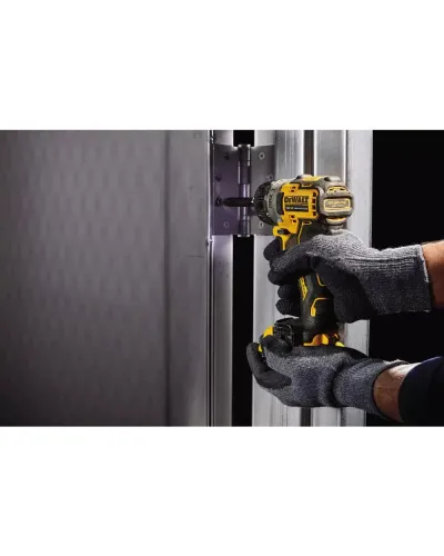 Шуруповерт акумуляторний безщітковий DeWALT DCF601D2 (DCF601D2)