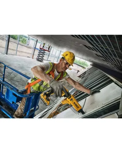 Шуруповерт акумуляторний безщітковий DeWALT DCF620D2K (DCF620D2K)