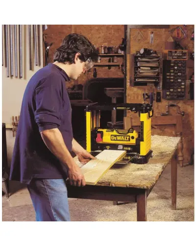 Верстат рейсмусний мережевий DeWALT DW733 (DW733)