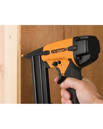 Пістолет скобозабивний пневматичний BOSTITCH SX1838-E (SX1838-E)