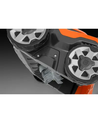 Скарификатор аккумуляторный Husqvarna S138i (АКБ + ЗУ) (9679222-03)