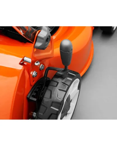 Газонокосарка електрична HUSQVARNA LC 141C несамохідна (9670993-01)