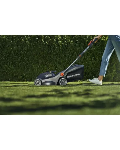 Газонокосарка акумуляторна Husqvarna Aspire LC 34-P4A +АКБ+ЗП (9706483-03)