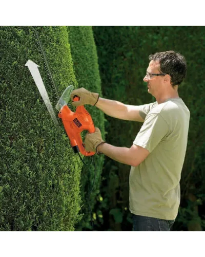 Кущоріз електричний BLACK+DECKER BEHT201