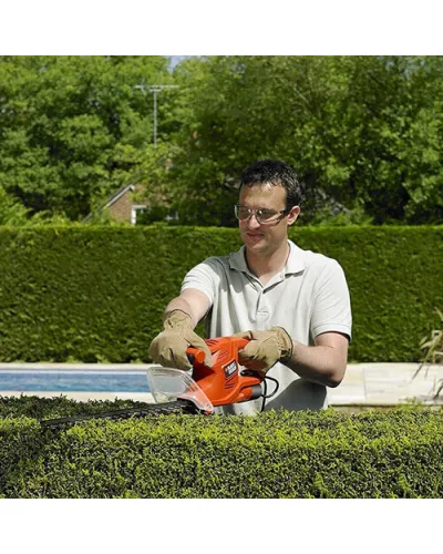 Кущоріз електричний BLACK+DECKER BEHT201