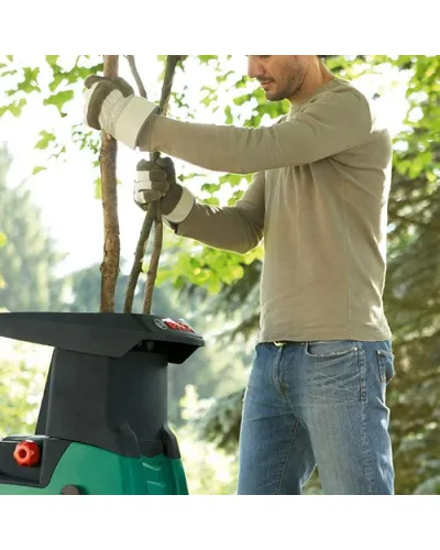 Измельчитель садовый Bosch AXT 25 D (0600803103)