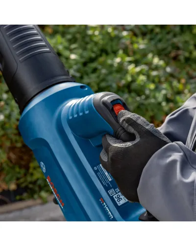 Повітродувка акумуляторна Bosch GBL 18V-750 Professional без АКБ і ЗП (06008D2000)