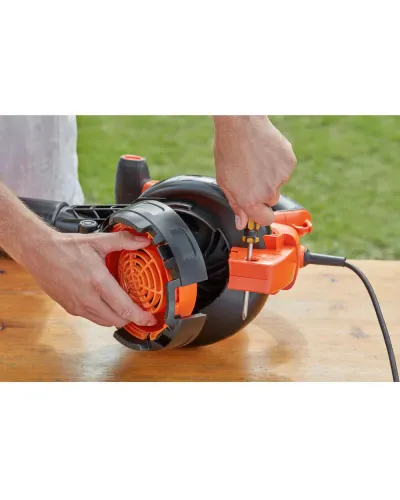 Садовий пилосос електричний BLACK+DECKER BEBLV301