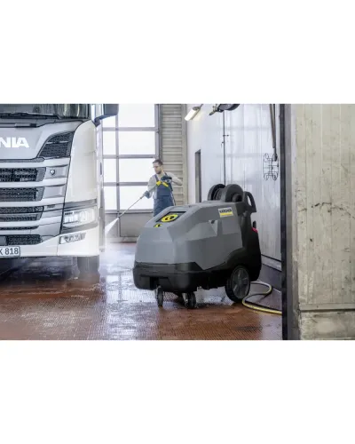 Апарат високого тиску Karcher HDS 10/21-4 M (1.071-939.0)