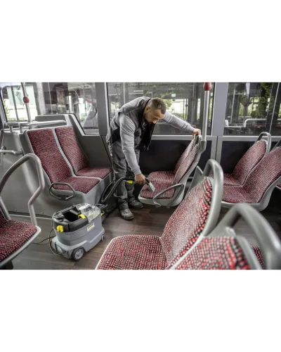 Професійний миючий пилосос Karcher Puzzi 8/1 (1.100-240.0)