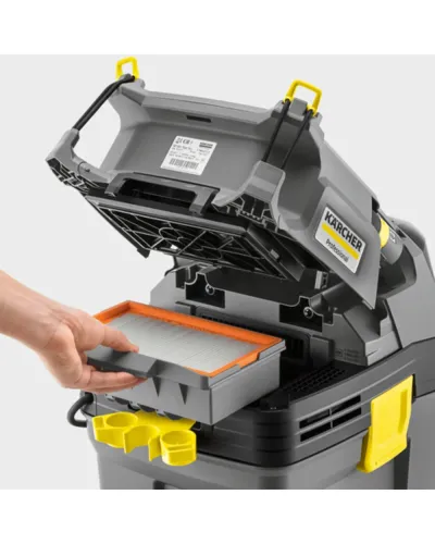 Професійний пилосос для вологого та сухого прибирання Karcher NT 30/1 Tact L (1.148-201.0)