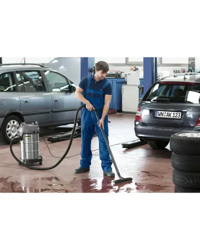 Професійний пилосос для вологого та сухого прибирання Karcher NT 38/1 Me Classic (1.428-538.0)